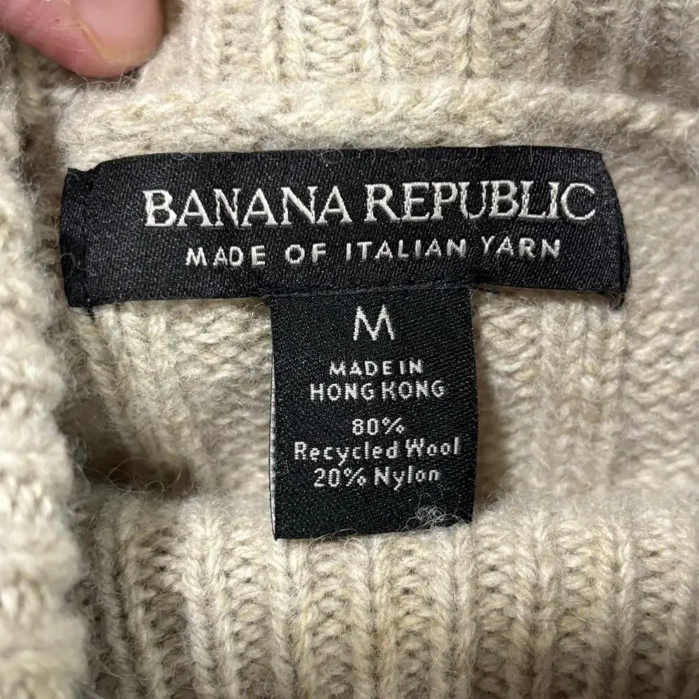 Banana Republic cable knit pullover sweater size M soft Italian beige wool blend